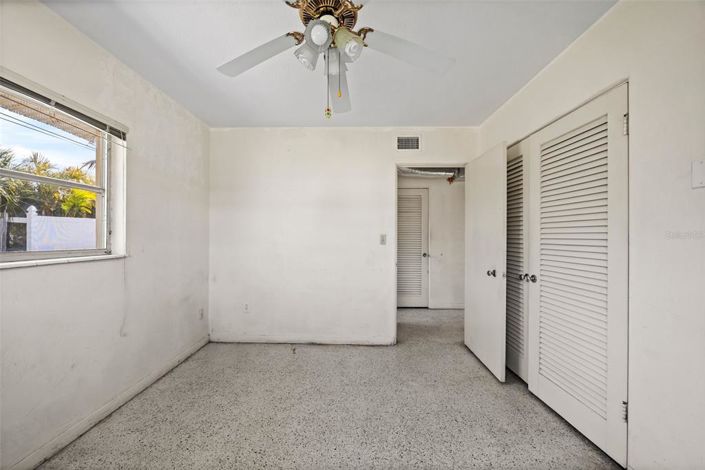 Image No.27-4 Bed Property for sale