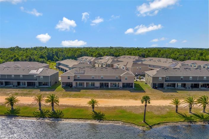 Image No.16-3 Bed Townhouse for sale