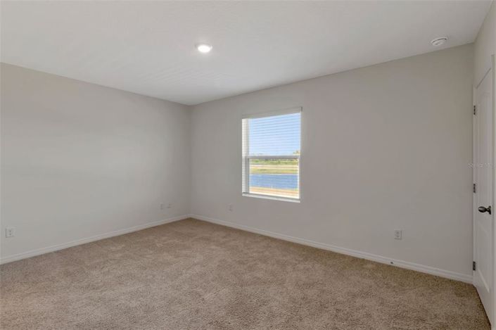 Image No.25-3 Bed Townhouse for sale