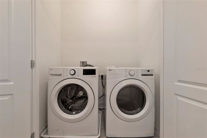 Image No.27-3 Bed Townhouse for sale