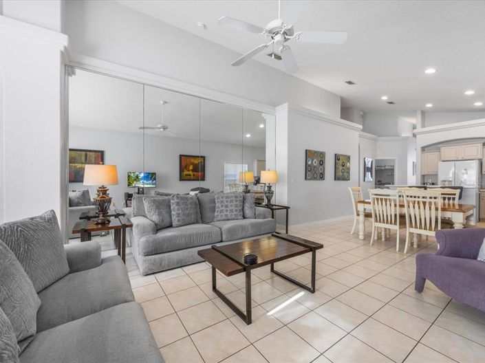 Image No.14-4 Bed Property for sale