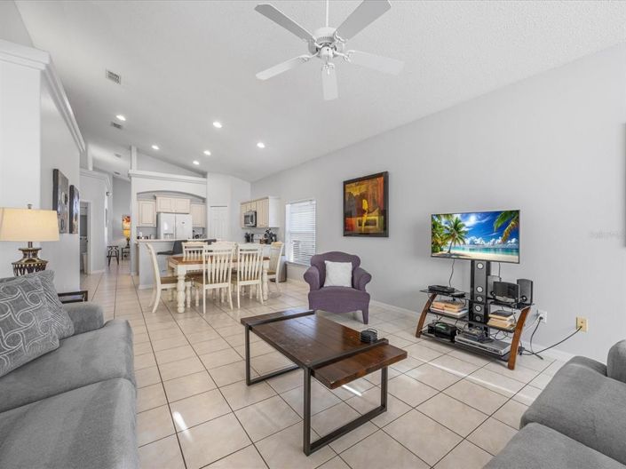 Image No.16-4 Bed Property for sale