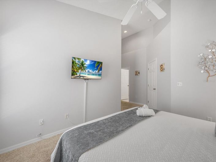 Image No.24-4 Bed Property for sale