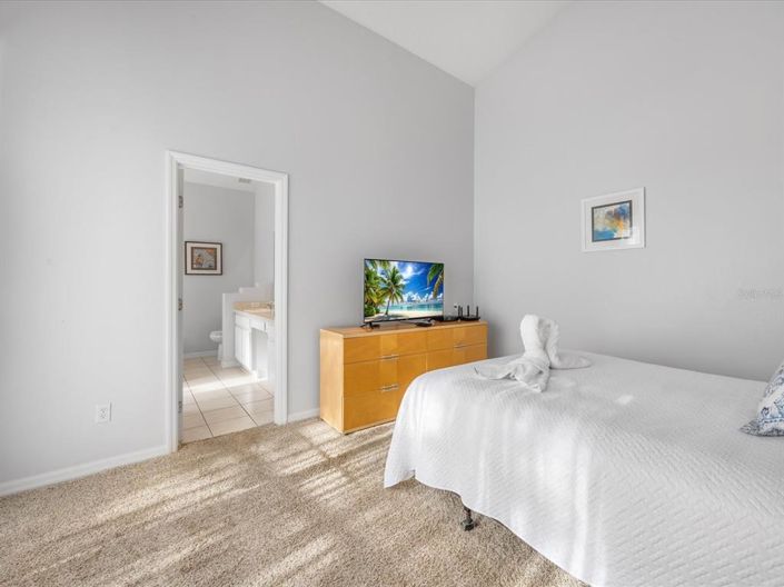 Image No.26-4 Bed Property for sale