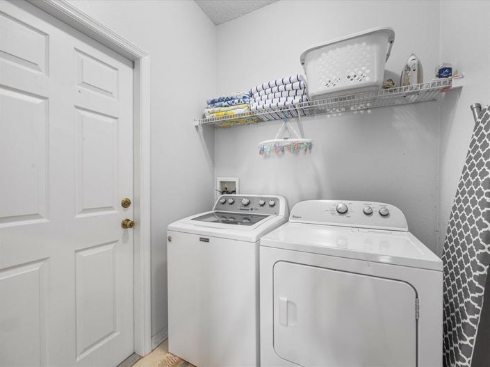 Image No.33-4 Bed Property for sale