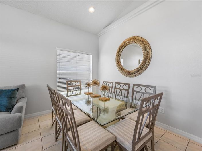 Image No.8-4 Bed Property for sale