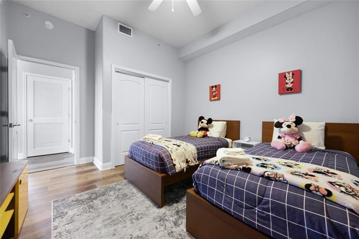 Image No.27-2 Bed Property for sale