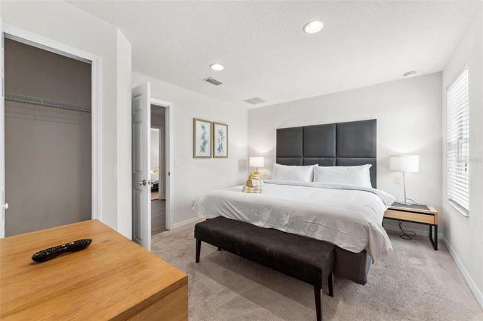 Image No.24-3 Bed Townhouse for sale