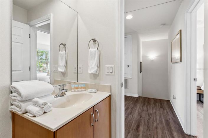 Image No.29-3 Bed Townhouse for sale