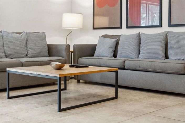 Image No.56-3 Bed Townhouse for sale