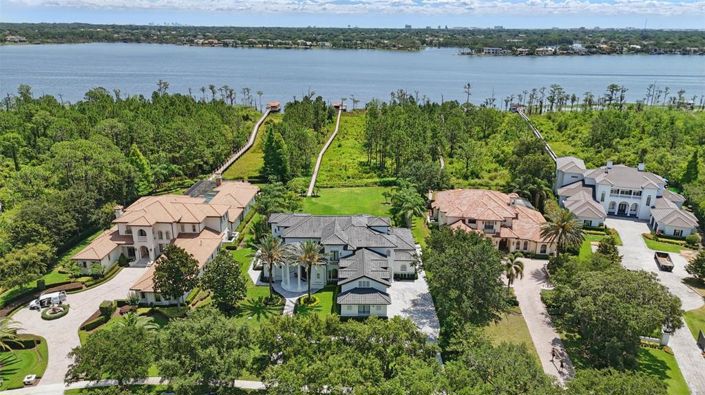 Image No.64-5 Bed Property for sale