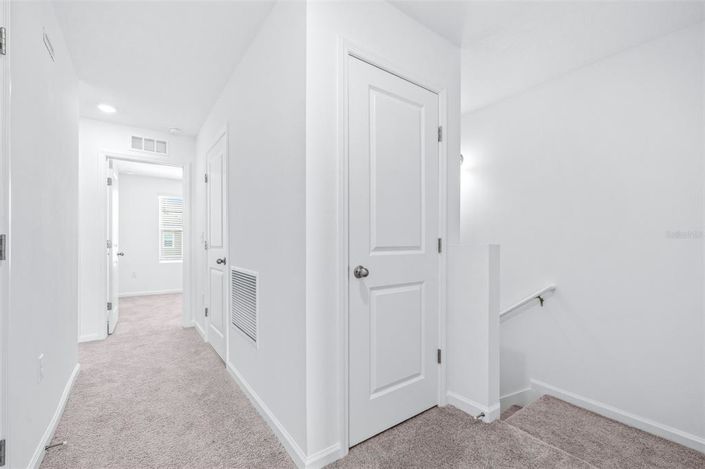 Image No.12-3 Bed Townhouse for sale