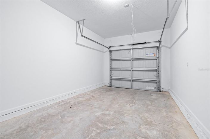 Image No.25-3 Bed Townhouse for sale