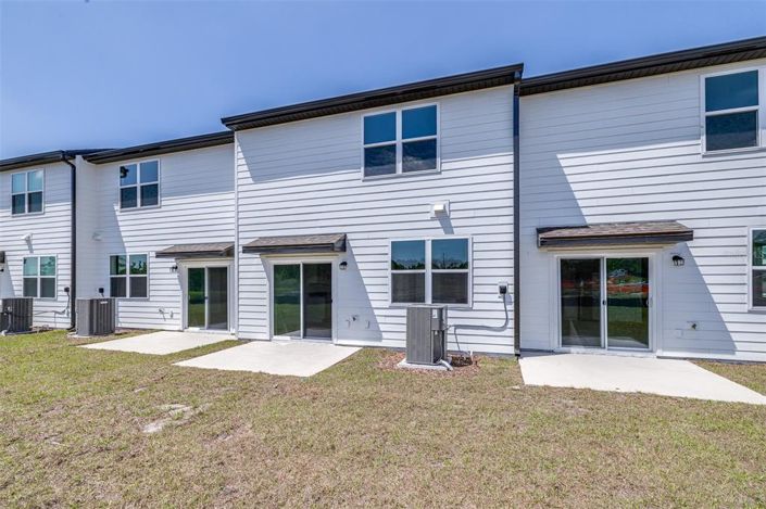 Image No.28-3 Bed Townhouse for sale