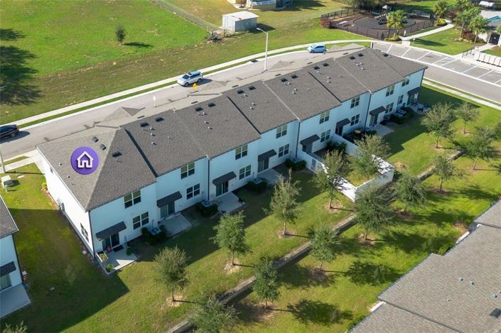 Image No.26-3 Bed Townhouse for sale