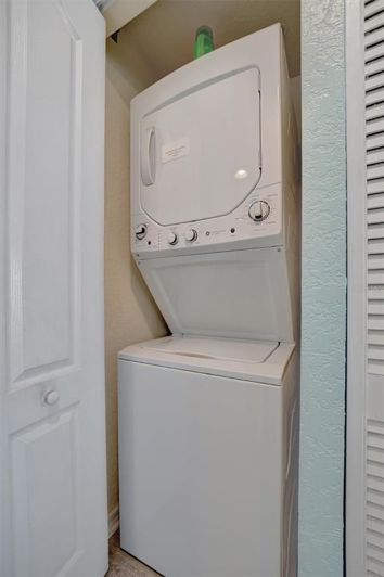 Image No.11-2 Bed Property for sale