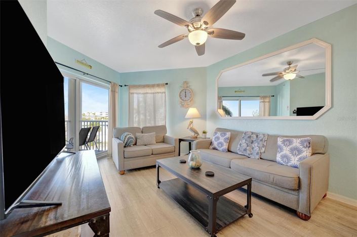 Image No.17-2 Bed Property for sale