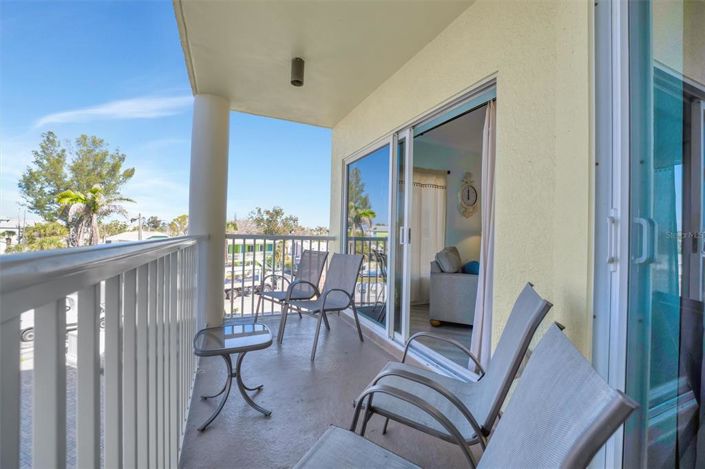 Image No.21-2 Bed Property for sale