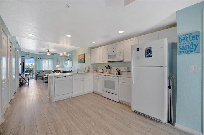 Image No.6-2 Bed Property for sale