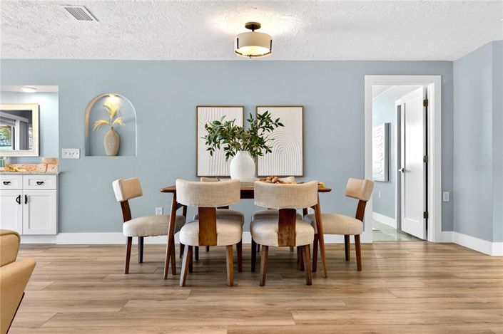 Image No.15-3 Bed Property for sale