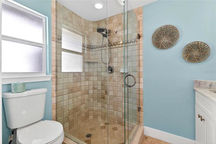 Image No.23-3 Bed Property for sale