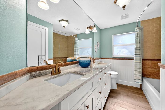 Image No.29-3 Bed Property for sale