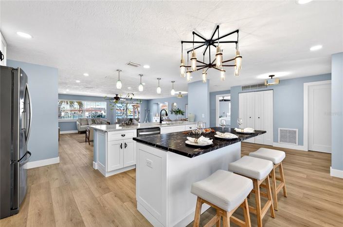 Image No.5-3 Bed Property for sale