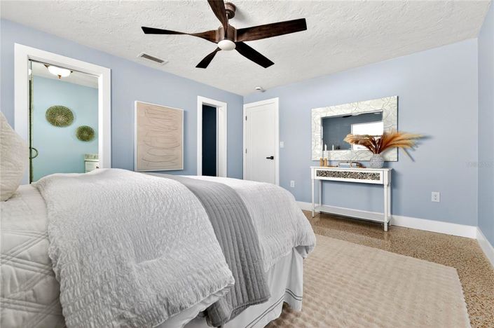 Image No.55-3 Bed Property for sale