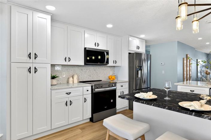 Image No.57-3 Bed Property for sale