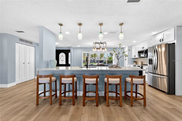 Image No.6-3 Bed Property for sale