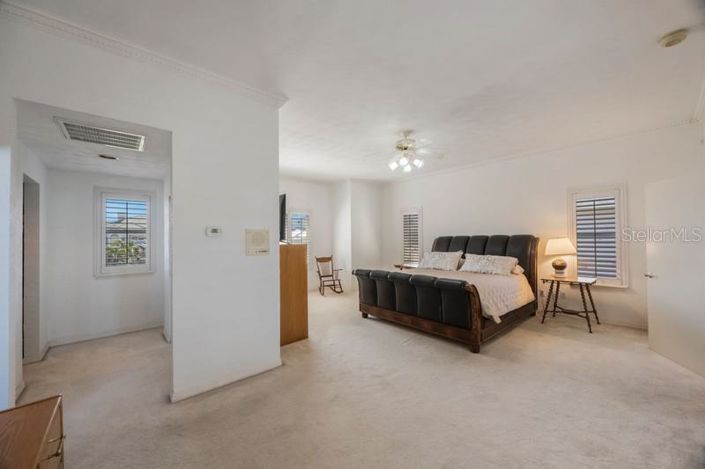 Image No.27-Propriété de 4 chambres à vendre à Floride