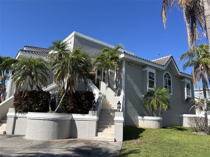 Image No.4-Propriété de 4 chambres à vendre à Floride