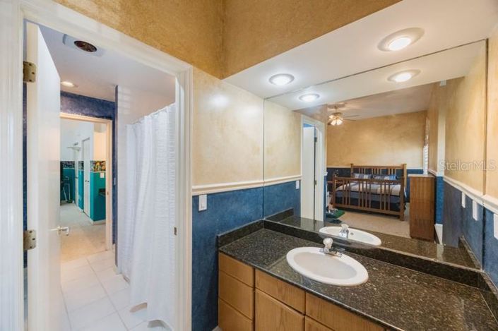 Image No.43-Propriété de 4 chambres à vendre à Floride