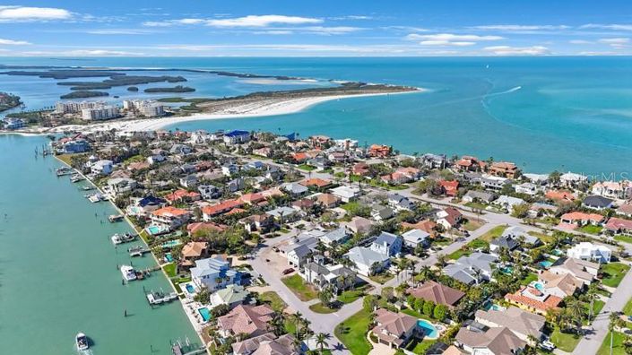 Image No.54-Propriété de 4 chambres à vendre à Floride