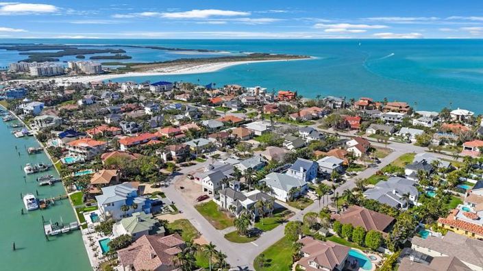 Image No.55-Propriété de 4 chambres à vendre à Floride