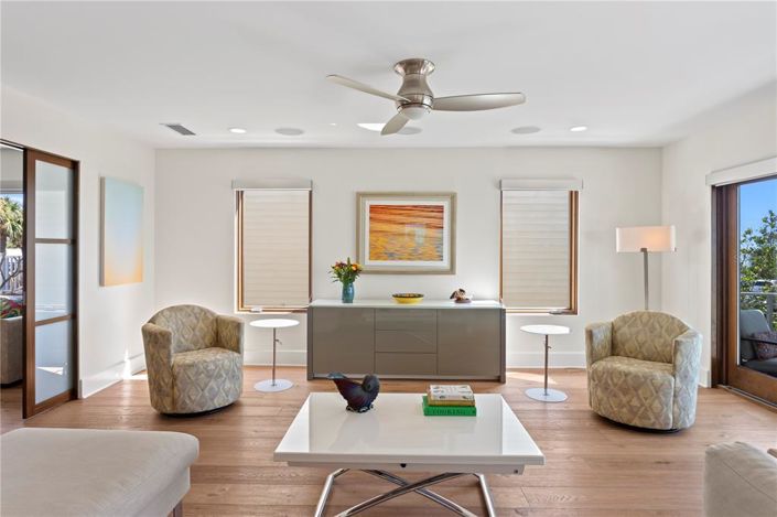 Image No.19-4 Bed Property for sale