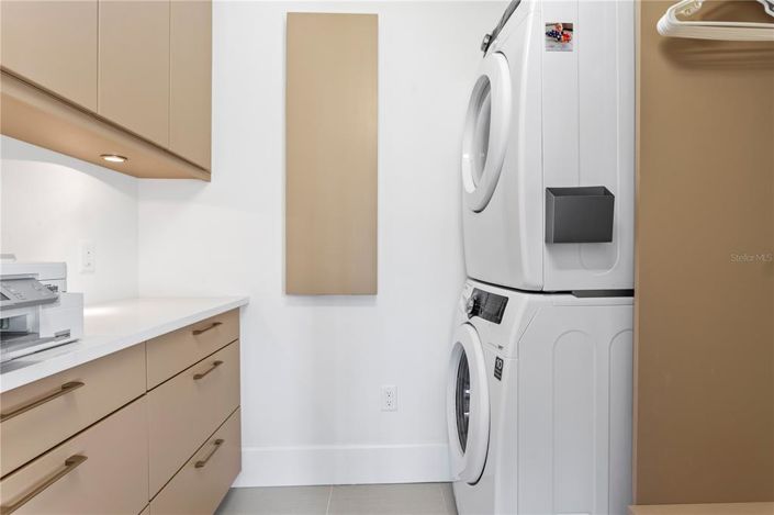 Image No.30-4 Bed Property for sale