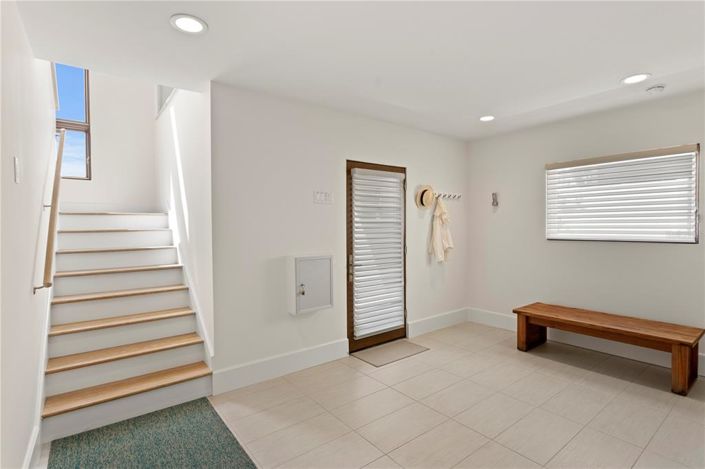 Image No.5-4 Bed Property for sale