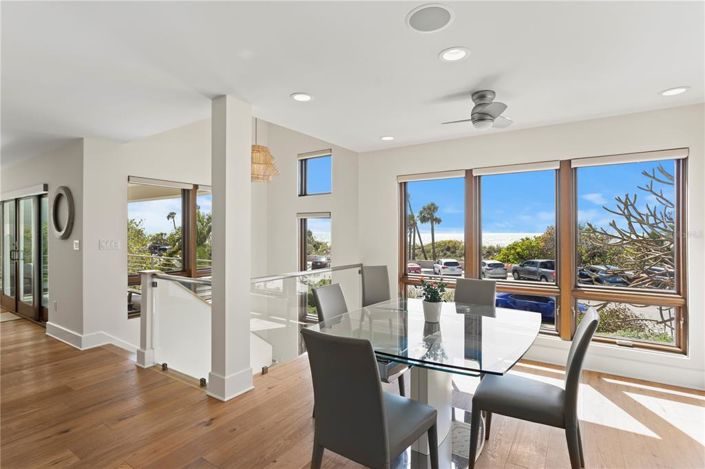 Image No.7-4 Bed Property for sale