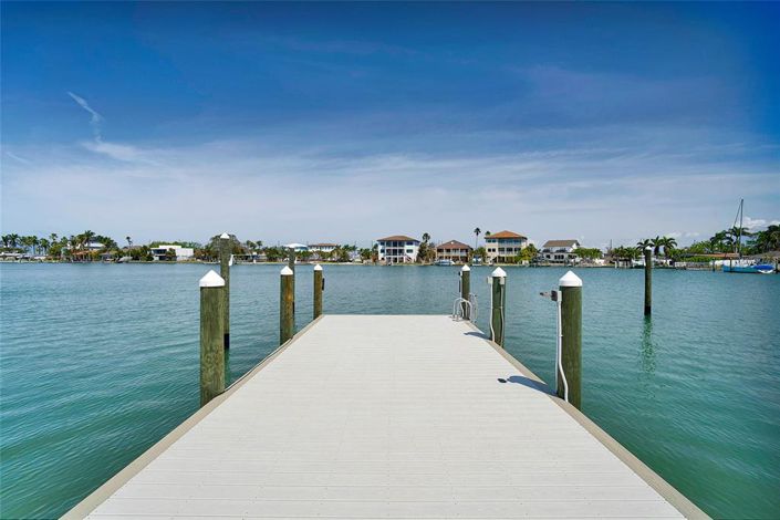 Image No.22-4 Bed Property for sale