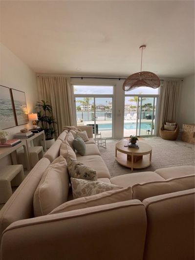 Image No.27-4 Bed Property for sale