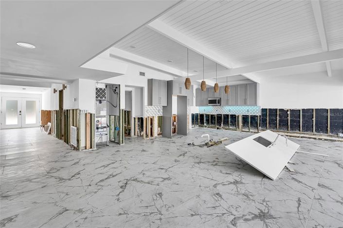 Image No.28-4 Bed Property for sale