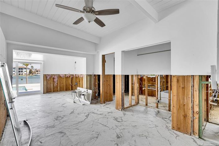 Image No.38-4 Bed Property for sale