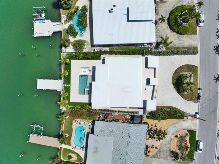 Image No.8-4 Bed Property for sale