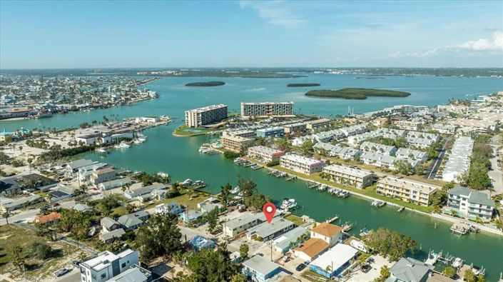 Image No.12-3 Bed Property for sale