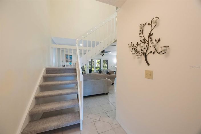 Image No.10-3 Bed Townhouse for sale