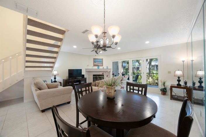 Image No.13-3 Bed Townhouse for sale