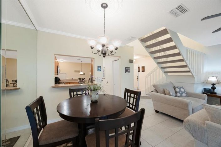 Image No.14-3 Bed Townhouse for sale