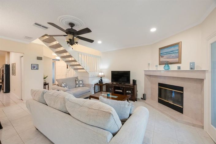 Image No.18-3 Bed Townhouse for sale