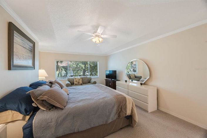 Image No.25-3 Bed Townhouse for sale